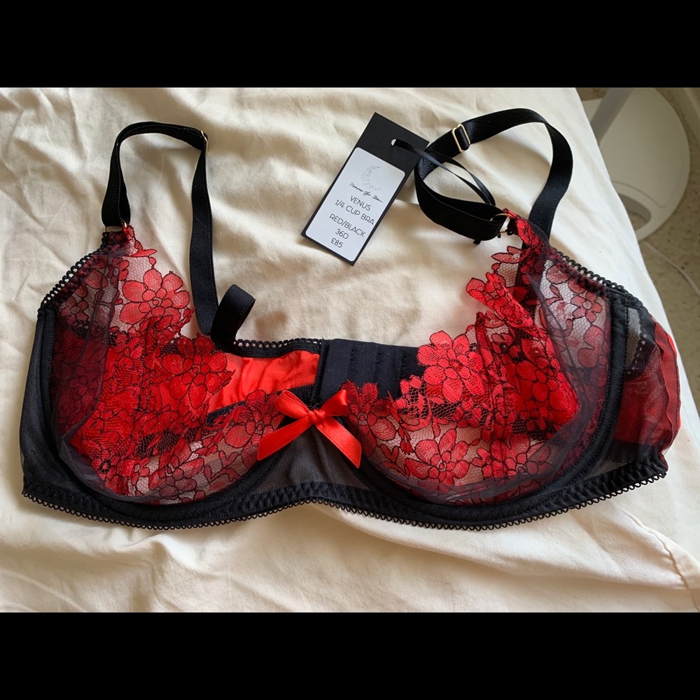 Nearer the moon lingerie set